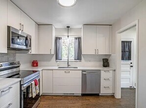 2090 S Wolff St in Denver, CO - Building Photo - Building Photo