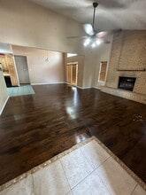 2306 N Thomas Dr in Hobbs, NM - Building Photo - Building Photo