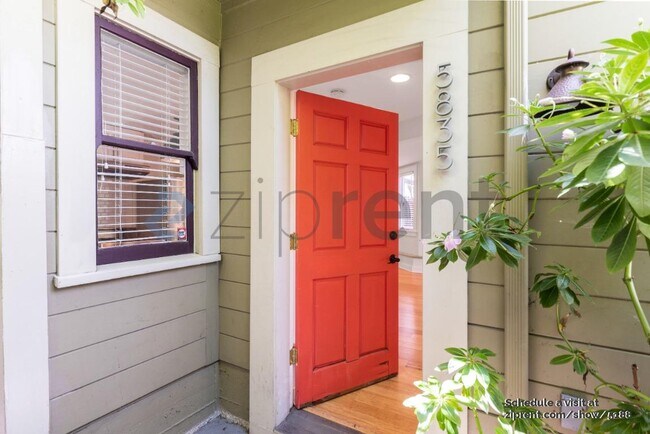 5835 Occidental St in Oakland, CA - Building Photo - Building Photo