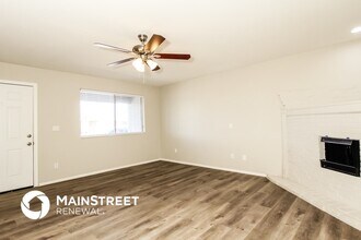 5501 N 68th Ave in Glendale, AZ - Building Photo - Building Photo