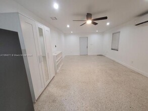 1010 NW 23rd Ave in Miami, FL - Building Photo - Building Photo