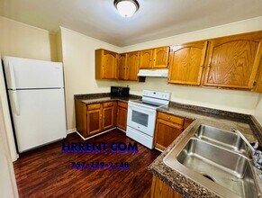 711 Dune St in Norfolk, VA - Building Photo - Building Photo