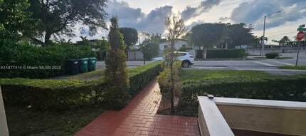 1601 SW 83rd Ave in Miami, FL - Building Photo - Building Photo