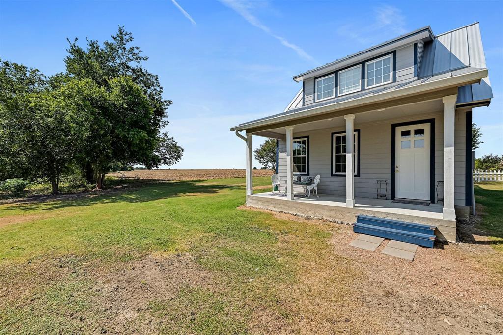 600 Co Rd 412 in Taylor, TX - Building Photo