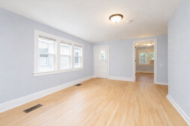 property at 1044 Muskegon Ave NW