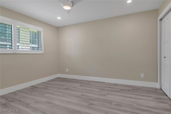 property at 2500 Gulf Shore Blvd N