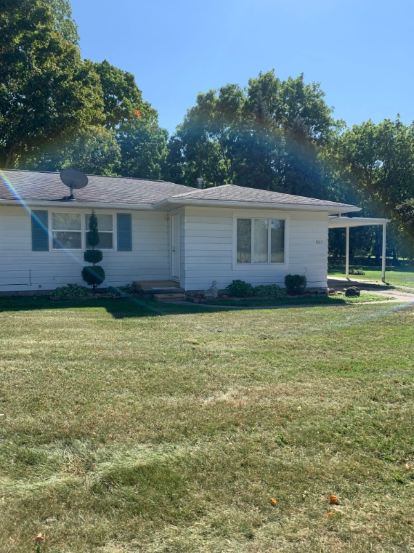 1017 Hein Ave in Lansing, MI - Building Photo - Building Photo