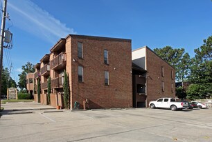 2038 Dickory Ave Apartments