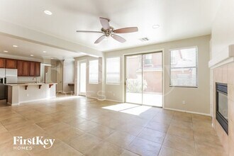 10497 Foggy Glen Ave in Las Vegas, NV - Building Photo - Building Photo