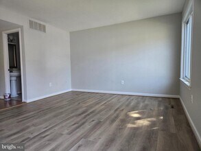 3446 Plumtree Dr in Ellicott City, MD - Building Photo - Building Photo