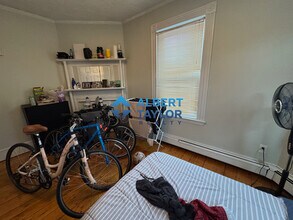 227 Norfolk St, Unit 4 in Cambridge, MA - Building Photo - Building Photo