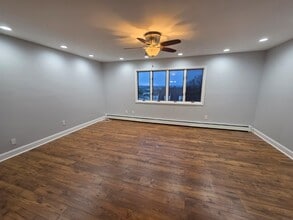 730 5th St in Carlstadt, NJ - Building Photo - Building Photo