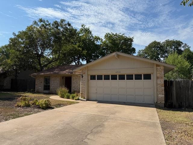 10312 Timbercrest Ln in Austin, TX - Building Photo - Building Photo
