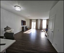516 Wolverine Dr in Aurora, IL - Building Photo - Building Photo