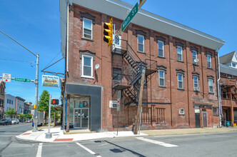 232 E Church St in Slatington, PA - Building Photo - Building Photo