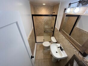 66 Prospect Rd in Centerport, NY - Foto de edificio - Building Photo