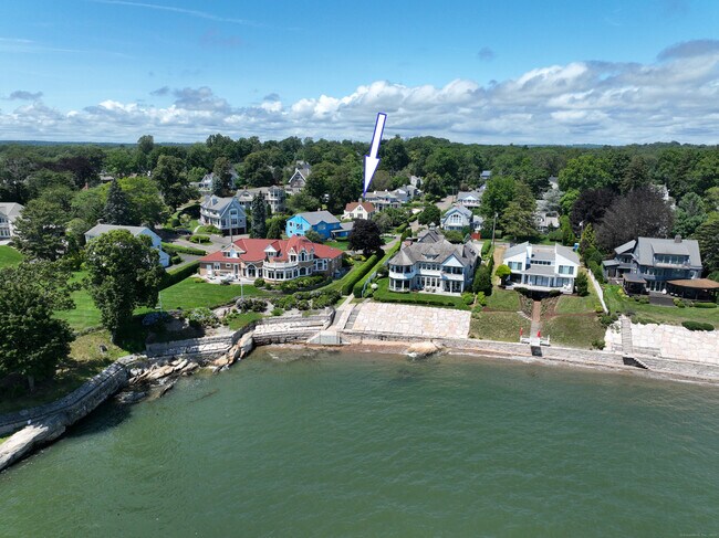 6 Selden Ave in Branford, CT - Building Photo - Building Photo