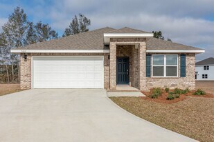 5614 Tristan Ct in Milton, FL - Building Photo