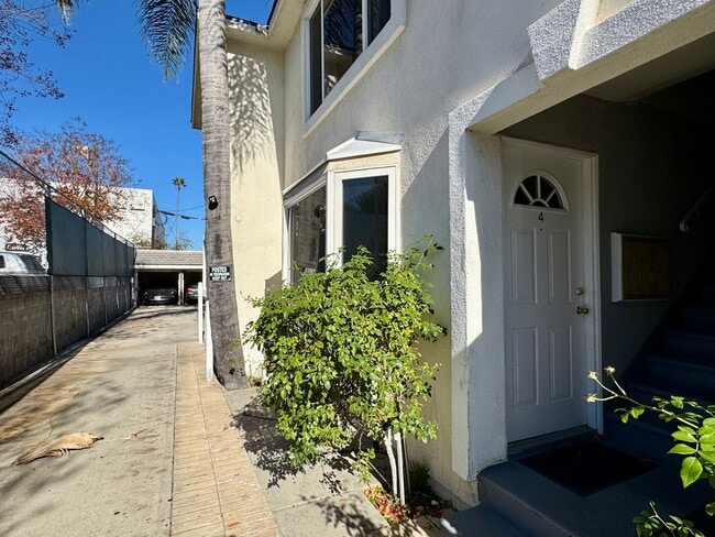 property at 14701 Dickens St