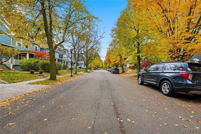 830 Potomac Ave in Buffalo, NY - Building Photo - Building Photo
