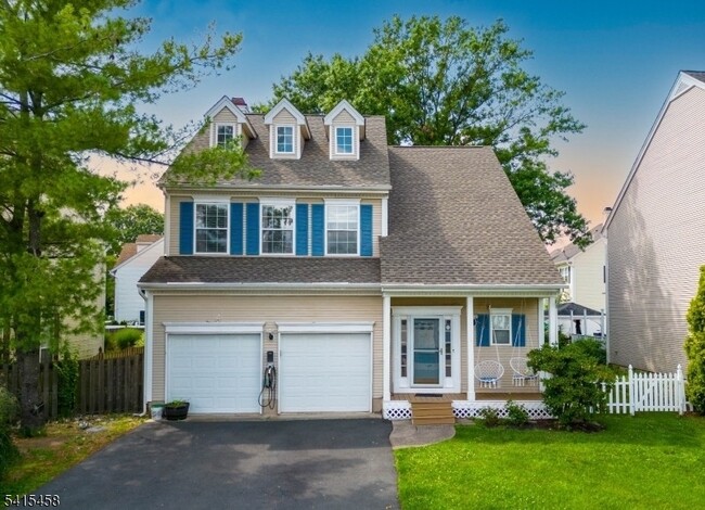 property at 10 Marco Polo Ct