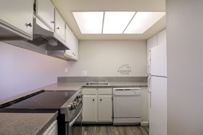 property at 3 S Edison St