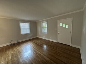 5004 Patterson Ave in Richmond, VA - Building Photo - Building Photo