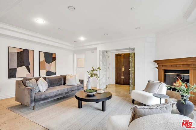 property at 871 Granville Ave