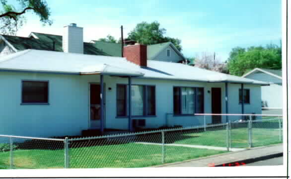 205-207 E Oak St in Ojai, CA - Building Photo - Building Photo