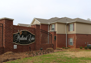 Mallard Lake Apartments in Lagrange, GA - Building Photo - Building Photo