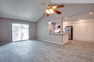 1301 Thornridge Rd in Austin, TX - Building Photo - Building Photo