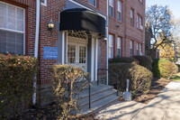 Trinity Apartments in Philadelphia, PA - Foto de edificio - Building Photo