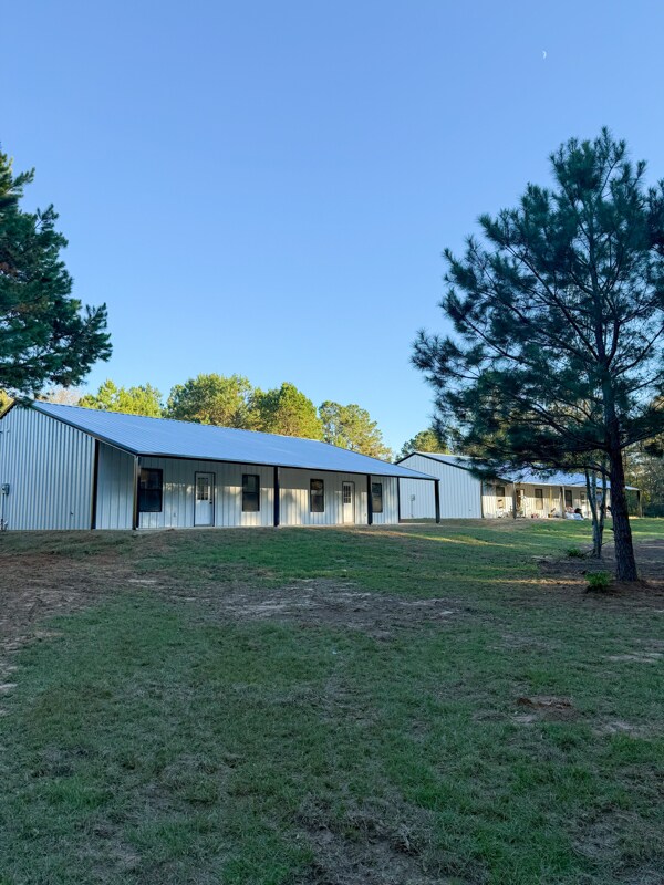 1991 County Rd 2443 in Rusk, TX - Foto de edificio - Building Photo