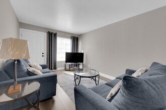 2110 Sleepy Ct in Las Vegas, NV - Building Photo - Building Photo