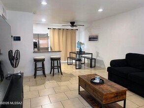 5840 E 36th St in Tucson, AZ - Building Photo - Building Photo