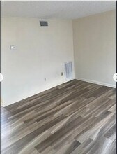 1009 Harbour Dr in Johnson City, TN - Building Photo - Building Photo