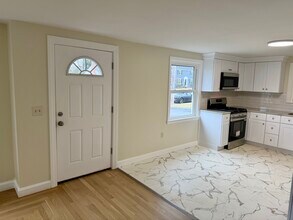 160 Plantation Dr in Cranston, RI - Building Photo - Building Photo