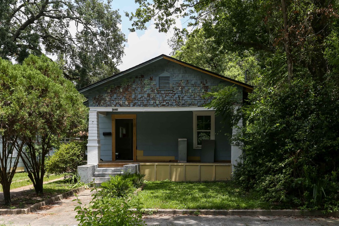 1525 Larue Ave in Jacksonville, FL - Building Photo