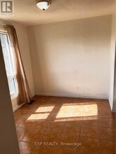 700 Paisley Rd in Guelph, ON - Building Photo - Building Photo