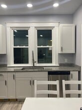 2236 13th St, Unit 1 in Troy, NY - Foto de edificio - Building Photo