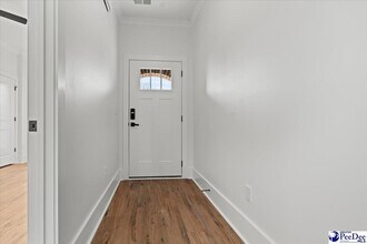 501 W Cheves St in Florence, SC - Foto de edificio - Building Photo