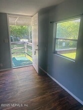 259 Lakeview Ct in Interlachen, FL - Building Photo - Building Photo