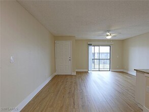5311 Summerlin Rd in Ft. Myers, FL - Building Photo - Building Photo