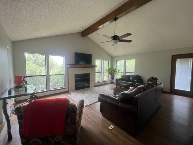 5943 Cape Coral Dr in Austin, TX - Building Photo - Building Photo