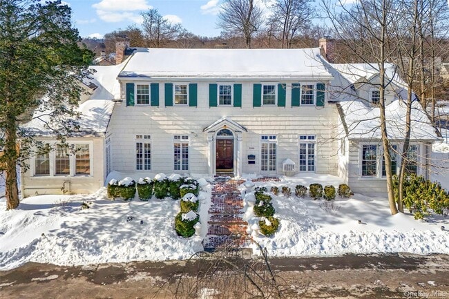 property at 1146 North Ave