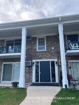 118 Evelyn Ln in Lake Geneva, WI - Building Photo