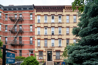 103 3rd Pl in Brooklyn, NY - Building Photo - Building Photo