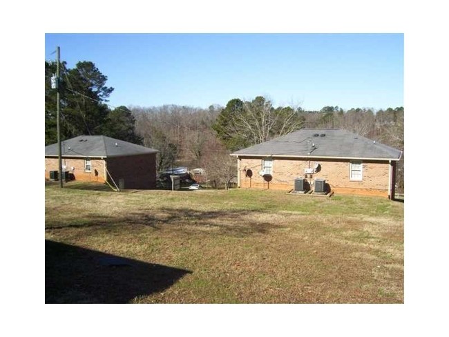 5123 Whites Mill Rd in Gainesville, GA - Building Photo - Building Photo