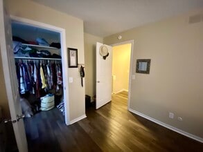 424 Thomas St, Unit #1 in Plainwell, MI - Building Photo - Building Photo