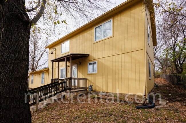 property at 3026 S 33rd St